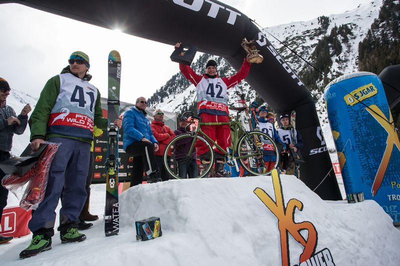 w60WTqumHiLDS6NJ_8Jjs9fUv4gw1SRR_51EV2-DdQM