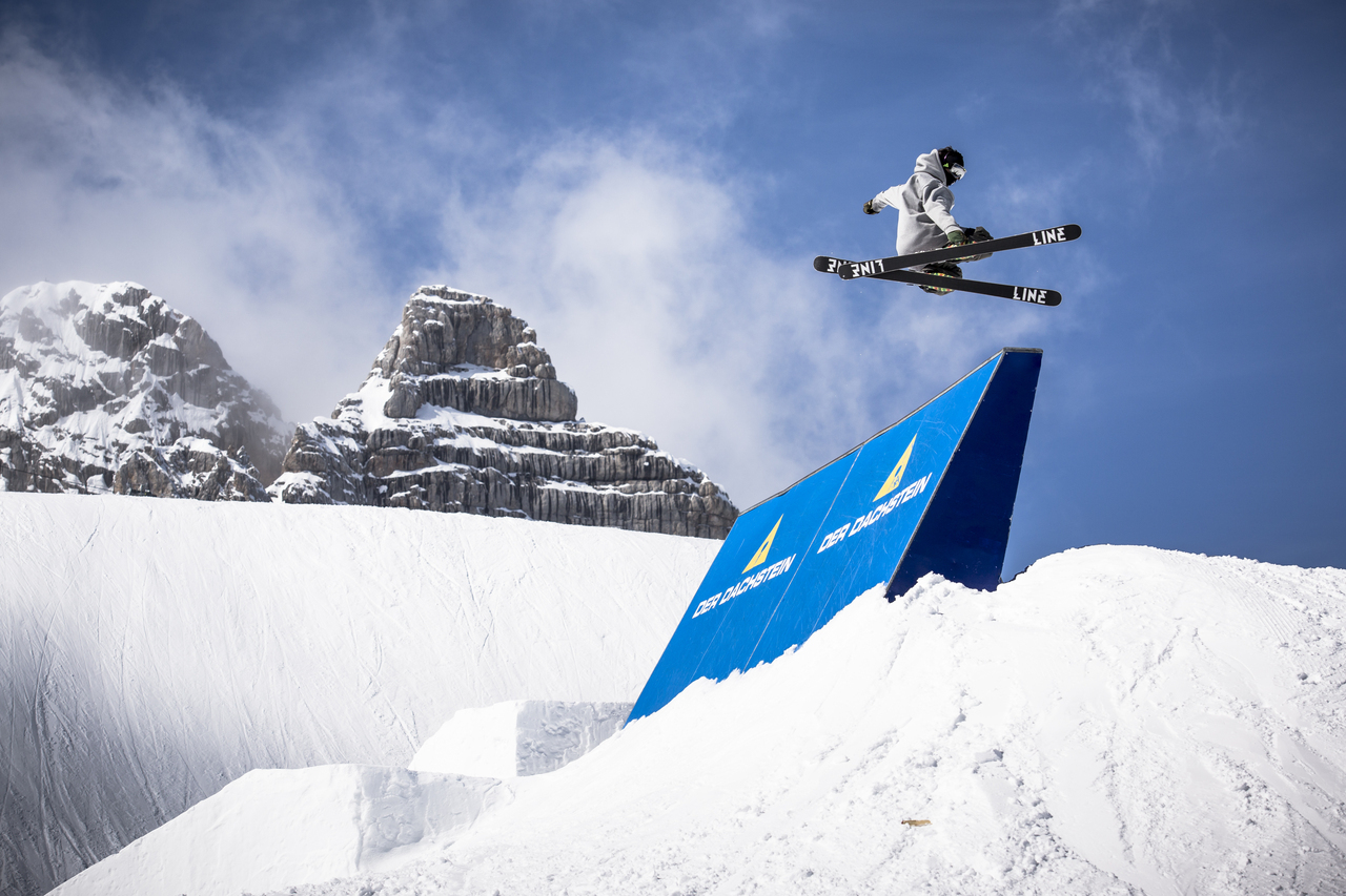 _web_Dachstein__04-04-2013__action__fs__unknown_rider__Roland_Haschka_QParks__32
