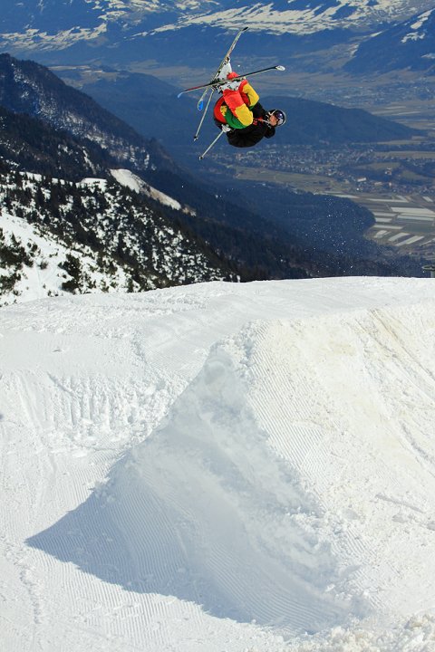 24572_383985542067_6420808_n