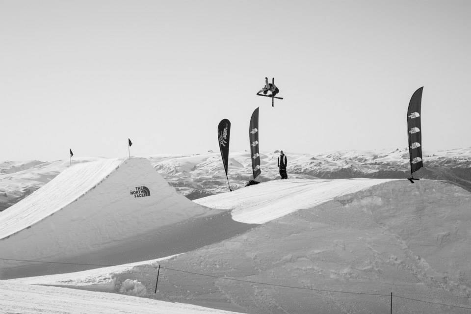 10391381_759432244098732_3911765831371259401_n