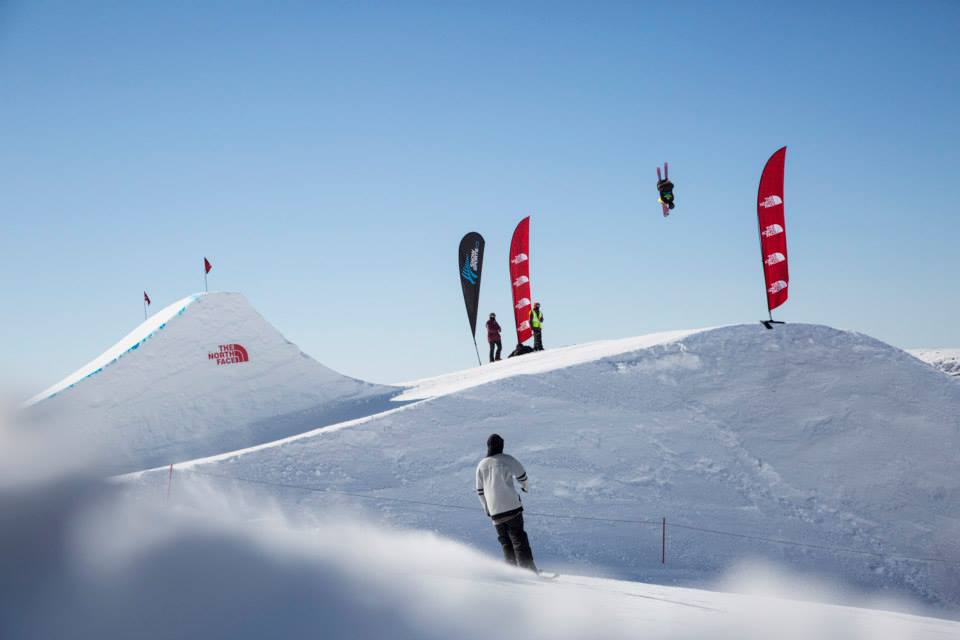 10616575_759432347432055_250913607582241758_n