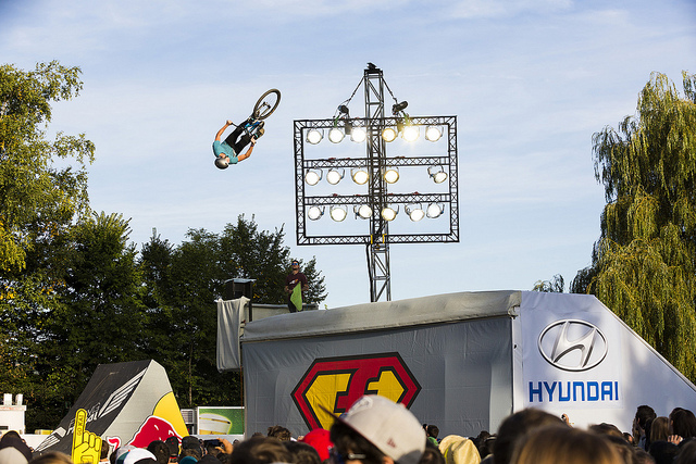 9951659326_76b27edb5e_z