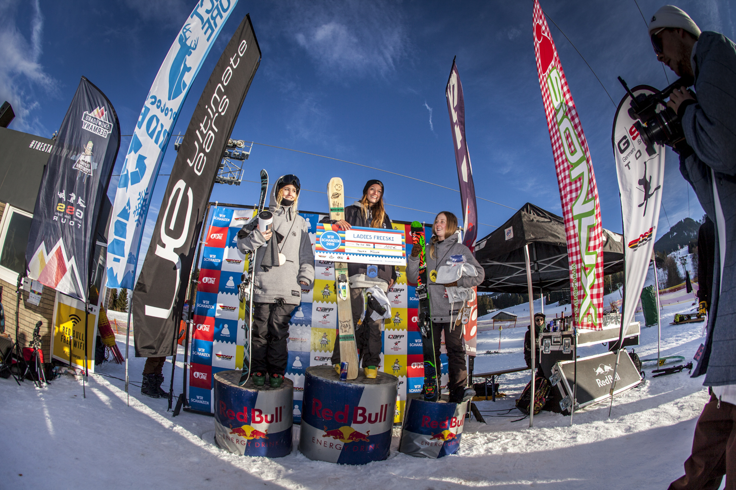 129_WS15_BBQ_(c)_Falch_Photography_96dpi