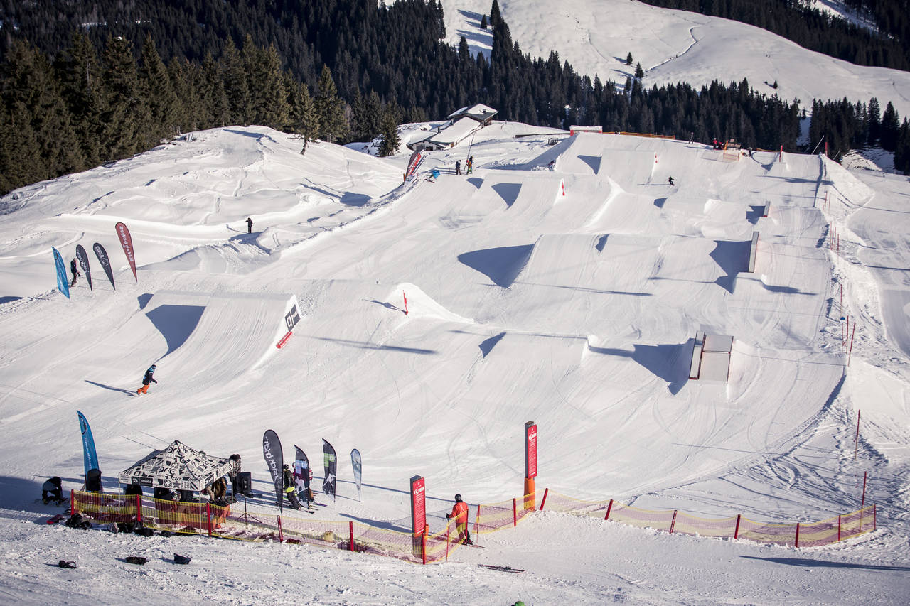 for further information please contact michael.putz@qparks.com, info@rolandhaschka.com