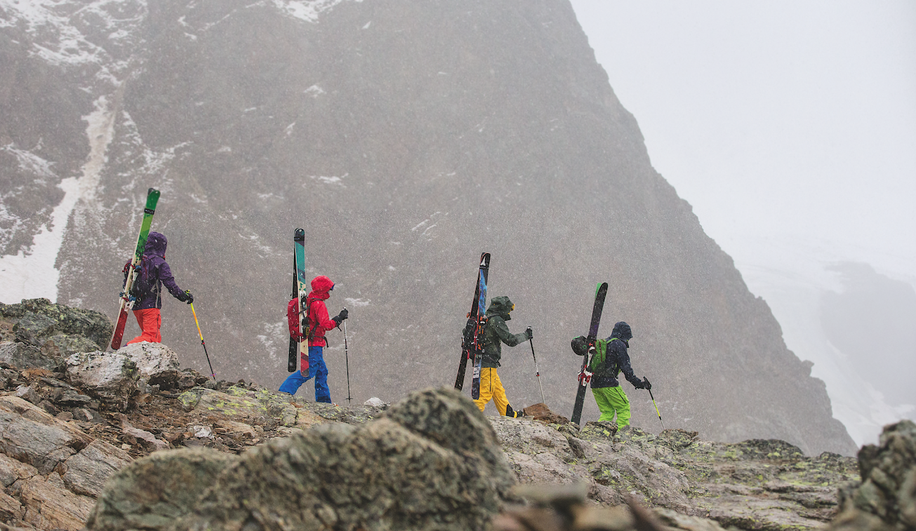 Steiniger Aufstieg in den Bergen.