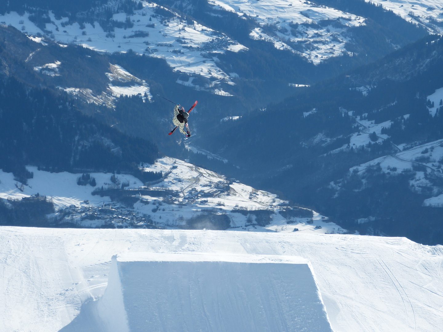 Vinci mit einem Cork Blunt auf der Proline in Laax!