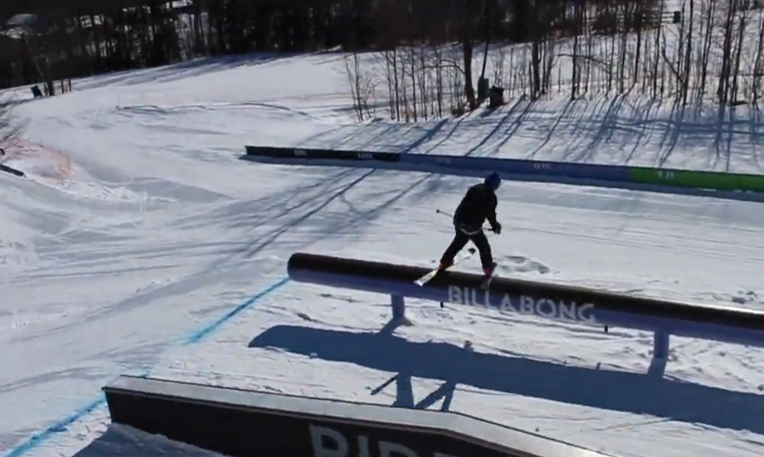 Junkyard Snowpark Jibbin