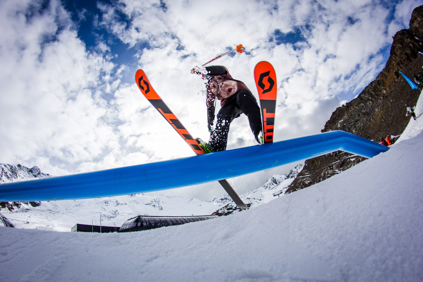 credit: Mark von Roy