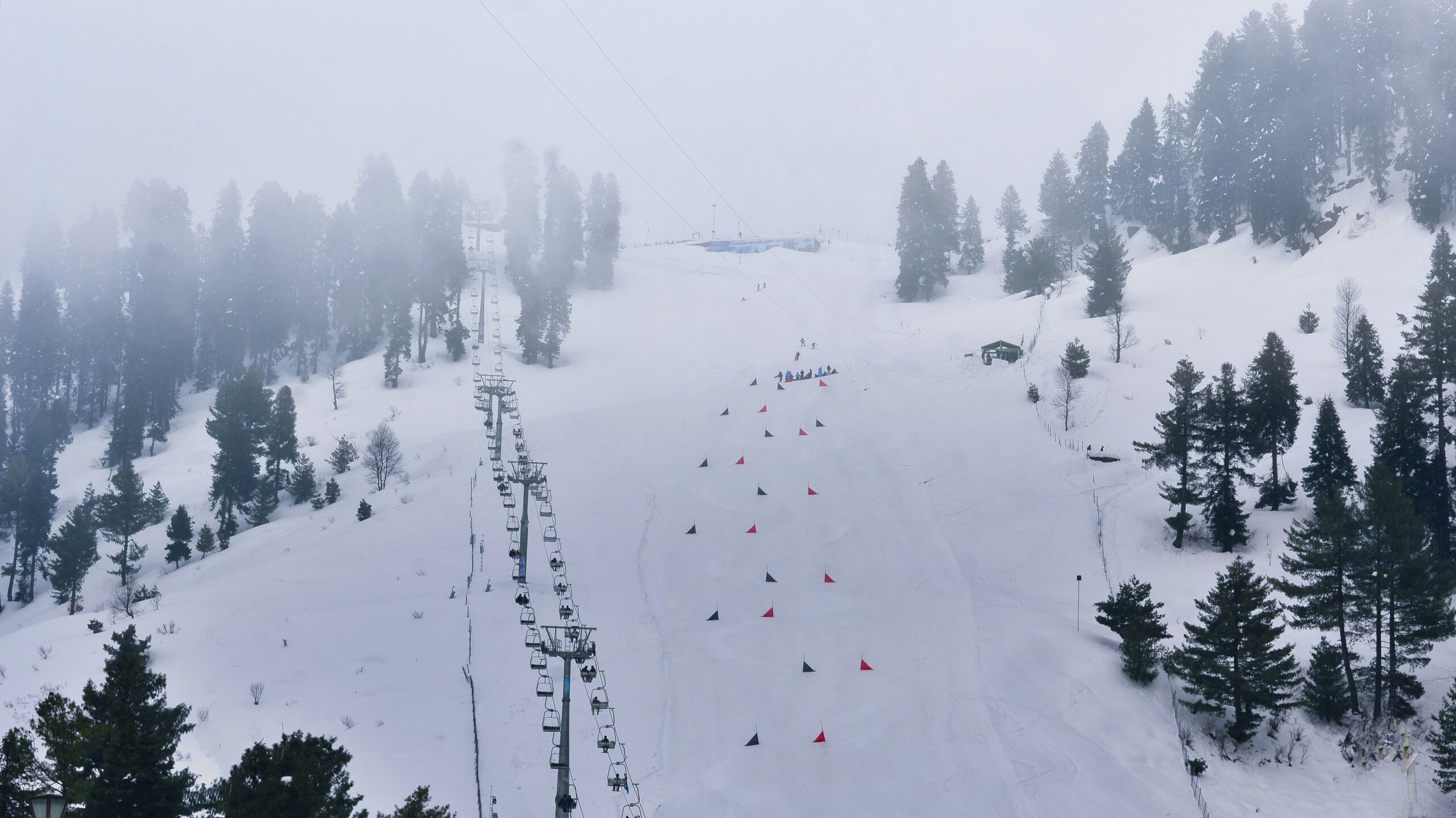 Skifahren im Frühling