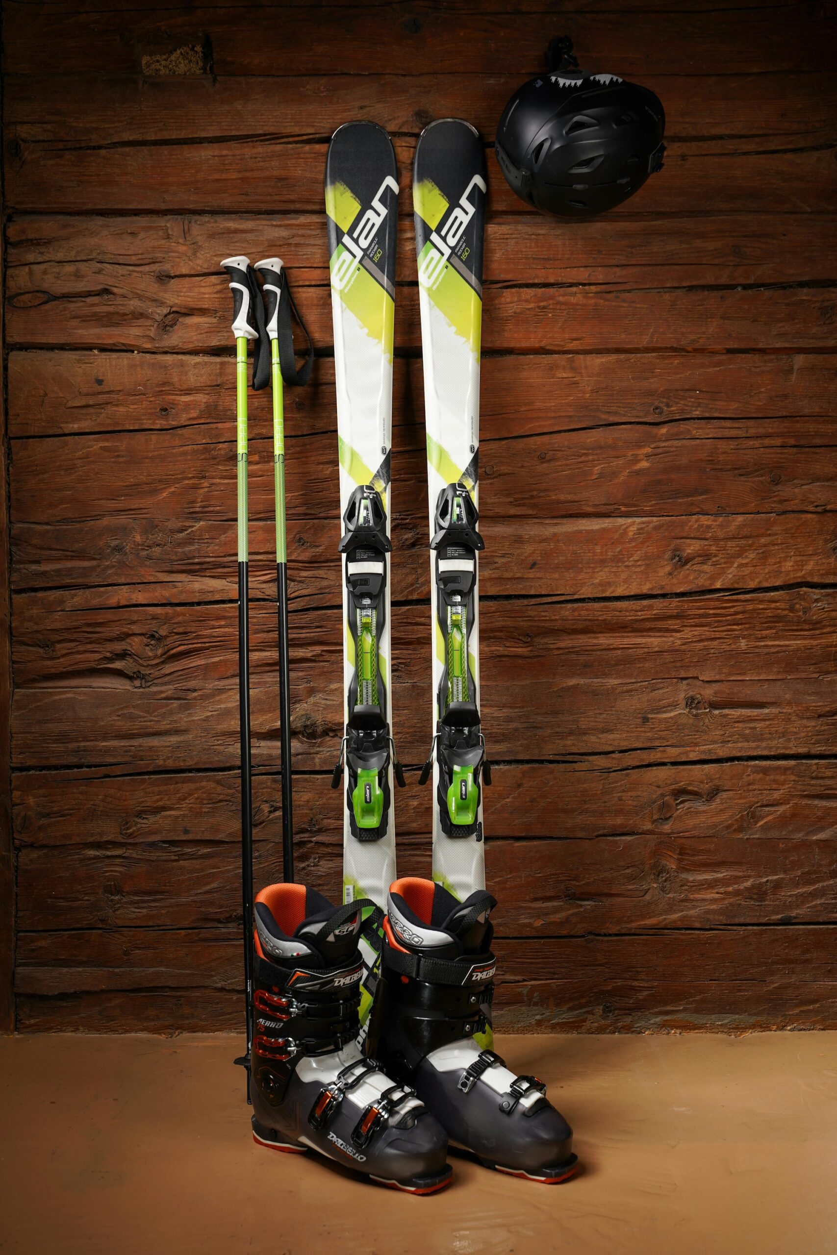 Ski-Einlagern