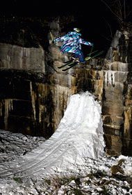 ... und nachts, wenn keiner zuschaut, im Tal die Lawinenmauer kaputtmachen. So nicht, Herr Schiessl! - Foto: Roman Lachner