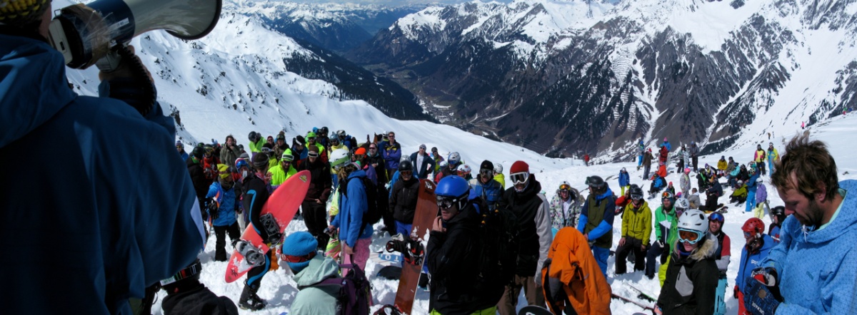 th_93218ea6e94bc41d5f368669690bb3c0_LBC-2012_01_start