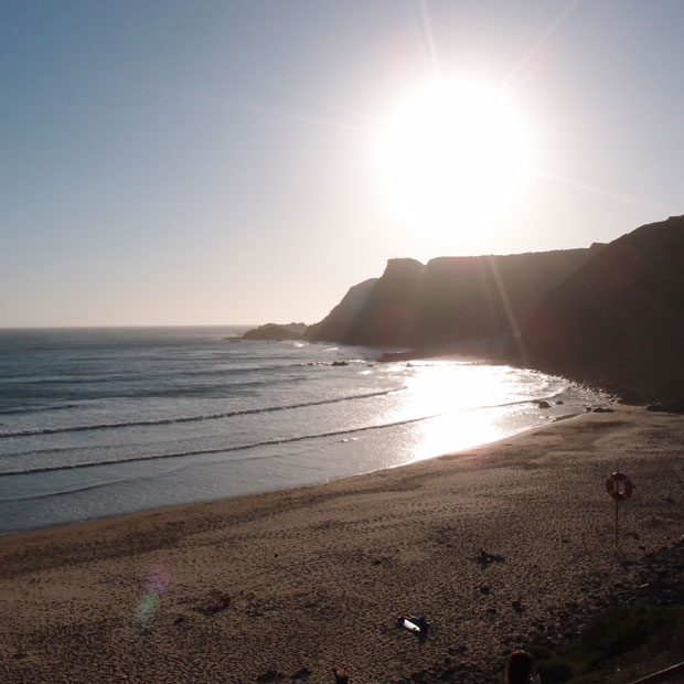 ...bevor die Sonne hinter dem Horizont verschwand gings zurück in die Lodge.