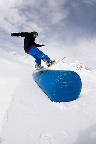 2013_sc_photo_03_peter_fettich_rider_unknown_96dpi