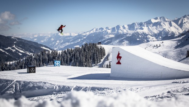 _web_Kitzbuehel__18-02-2013__action__sb__Max_Weickl__Roland_Haschka_QParks__14