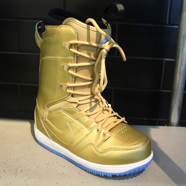 Nike_wmns_vapen_boot