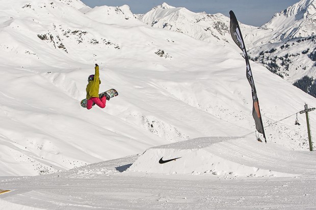 WS13-14_photo_05_lars_baerenfaenger_rider_annika_morgan_96dpi