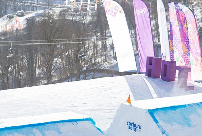 Charles Reids Bs Double Rodeos (Foto) sind nicht von schlechten Eltern. Leider konnte der Kanadier heue keinen Run fehlerfrei in's Tal fahren. Sollte Charles im Halbfinale am Samstag die Nerven behalten, hat er aber auf jeden Fall das Zeug für's Finale.