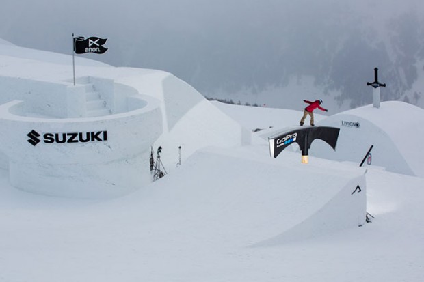 NineQueens-2014---DAY-1---PR---kicker-and-rail--Isabel-Derungs---David-Malacrida---LR-2