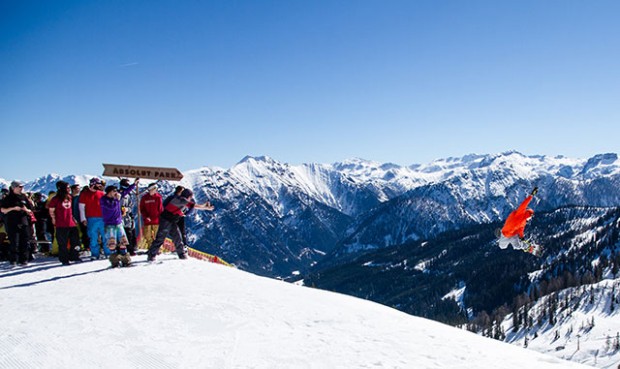 Pausenclown Maco Grigs katapultierte sich während des Finales Per Method über den Knuckle des massiven Contest-Kickers. Es sind Momente wie dieser, die das Spring Battle zu einem unserer Lieblingscontests machen! Foto: Matt McHattie