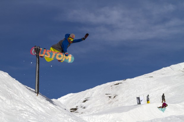 NSH_photo_01_cyril_mueller_rider_seppe_smits_96dpi