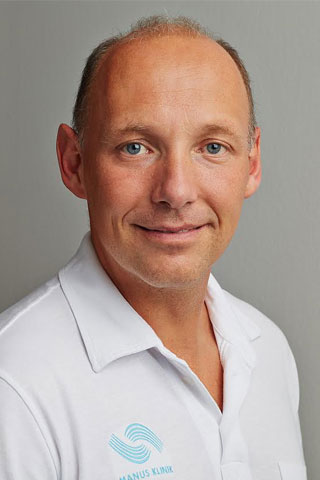 Dr. Peter Kranen von der Manus Klinik