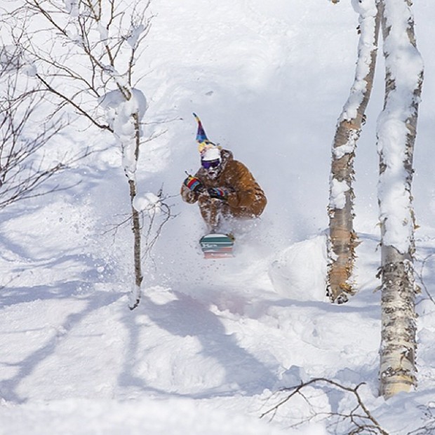 Tim Eddy entdeckst du an einem Powder-Tag sofort. Foto: @wedrinkwater