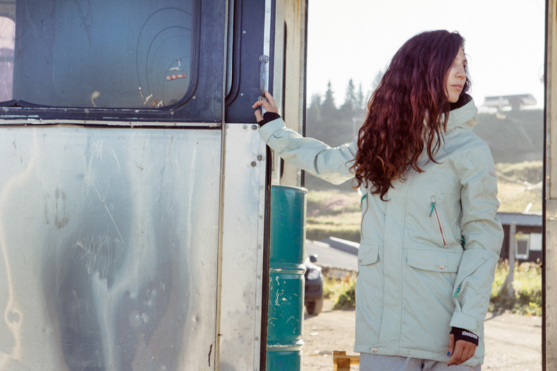 Zimstern Maha Womens Snowboard Jacket 2015-2016 - 10,000mm/10,000mm - €300