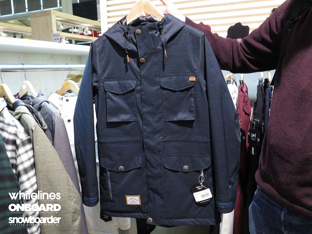 L1-WMNS-Howler-Snowboard-Jacket-Blue-2016-2017-ISPO