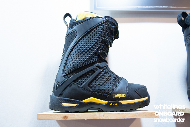 ThirtyTwo-Jones-Snowboard-Boots-2016-2017-Preview-Avant-Premiere