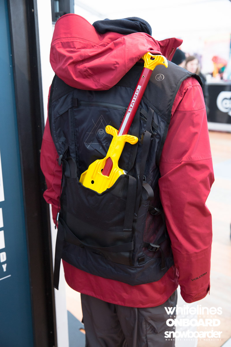 Volcom-Bryan-Iguchi-Snowboard-Gilet-2016-2017-Preview-Avant-Premiere