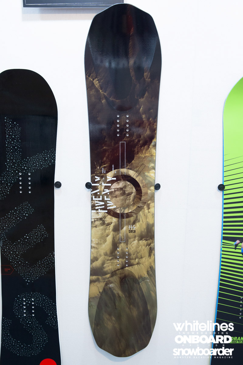 Yes-2020-Snowboard-2016-2017-Preview-Avant-Premiere