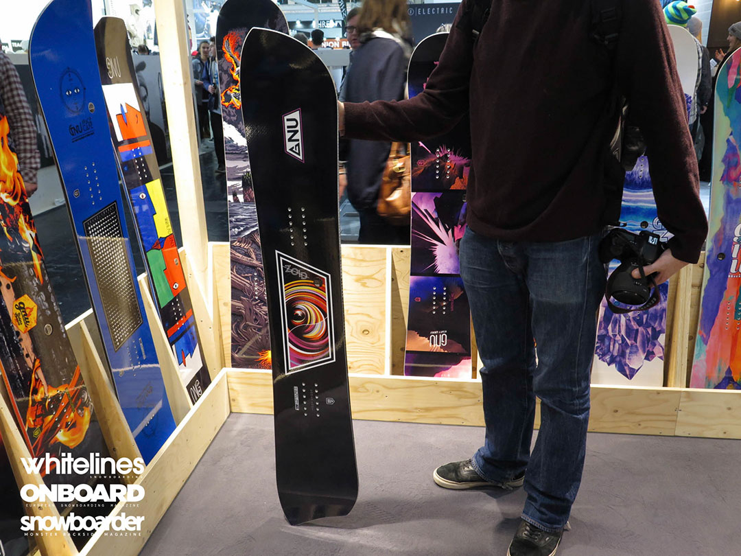 GNU-Zoid-Womens-Snowboard-2016-2017-ISPO