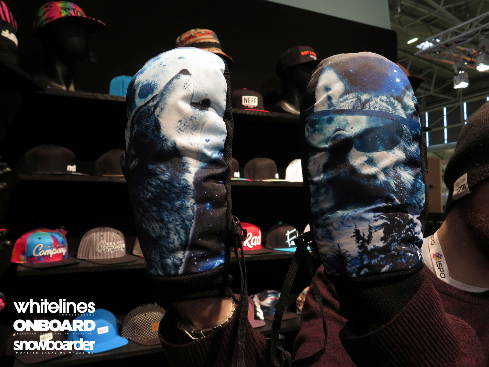 Neff-Character-Snowboard-Mitts-2016-2017-ISPO-3