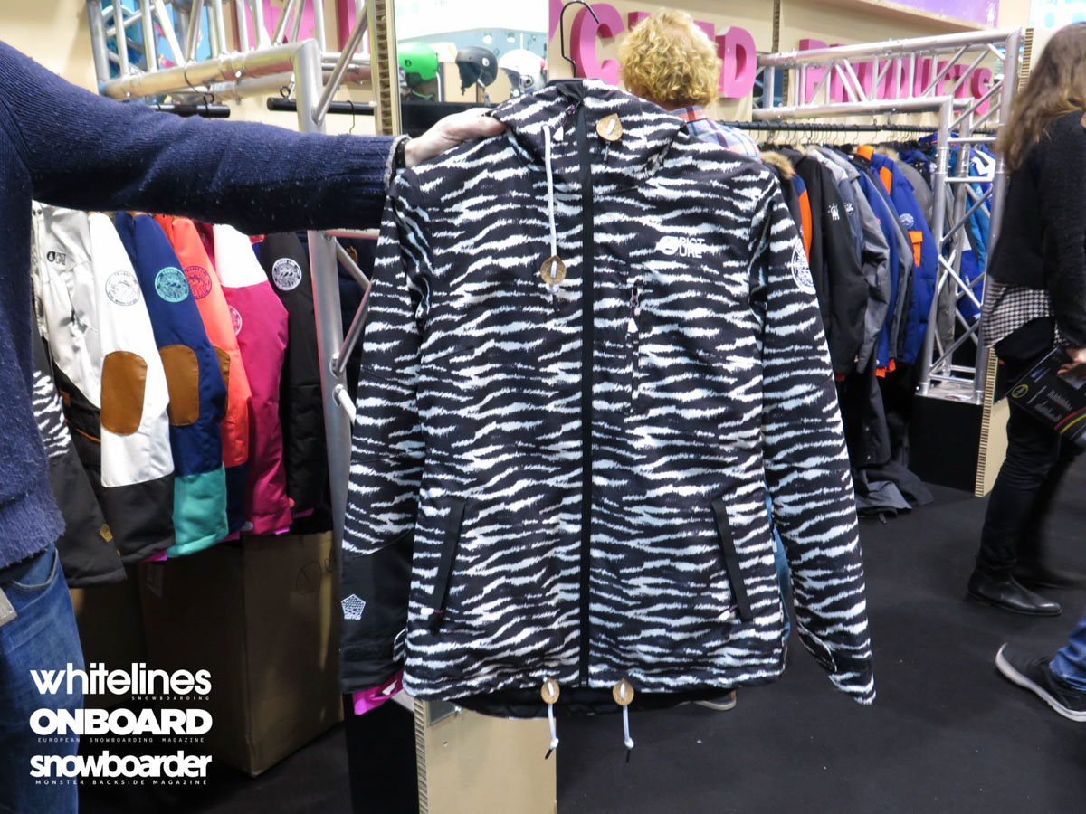Picture-Lise-Womens-Snowboard-Jacket-2016-2017-ISPO-12
