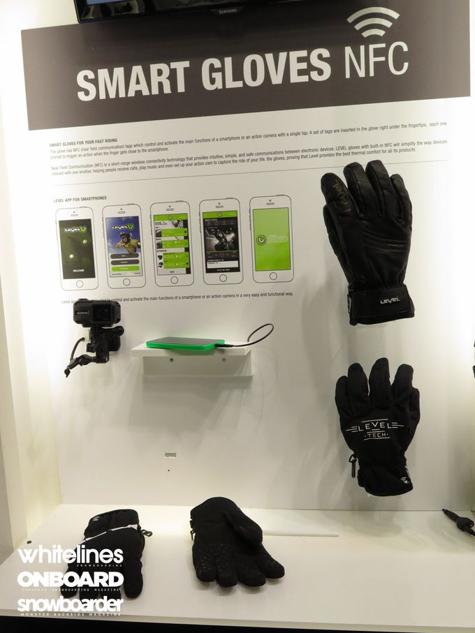 Level Smart-Snowboard-Gloves-NFC-2016-2017-ISPO