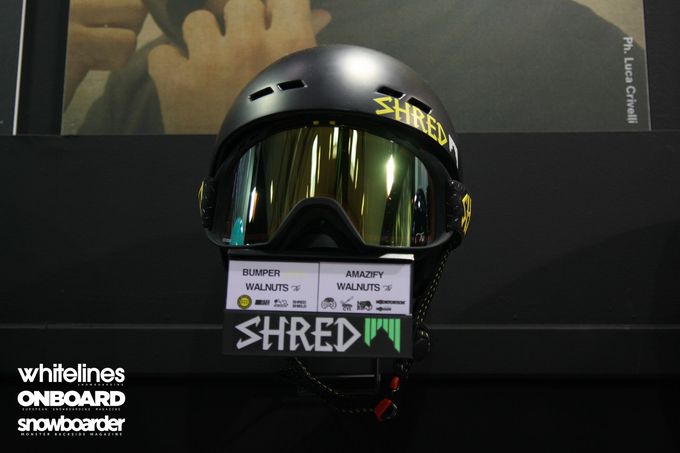 Shred-Bumper-Snowboard-Helmet-Amazify-Goggles-2016-2017-ISPO