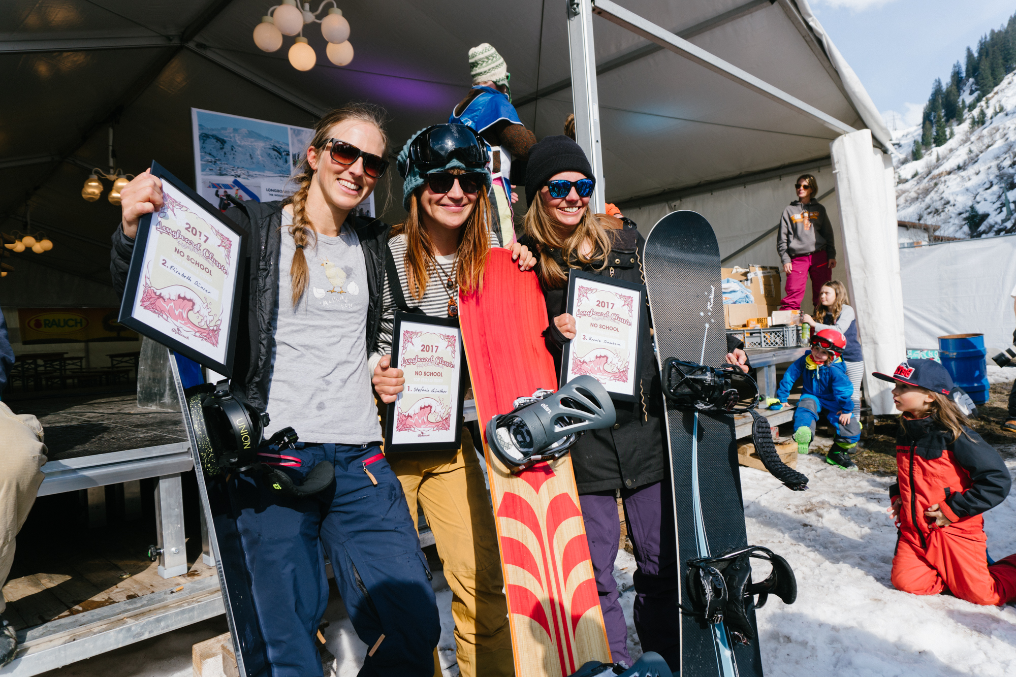 Podium No School Women: 1. Stefanie Günther (CH) 2. Elisabeth Dünser (AT) 3. Bronia Scambova (SK)