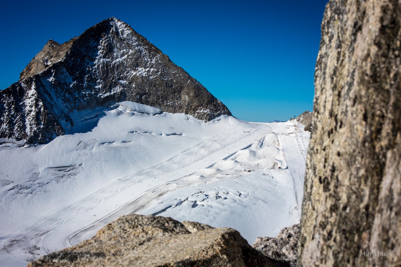 01_hotzonopening_mountain_park