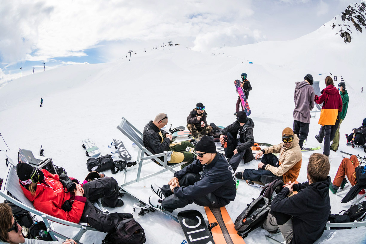 Chill Area | Pic: GOT iT! - Sane! Spring Break 2018 Nordkette