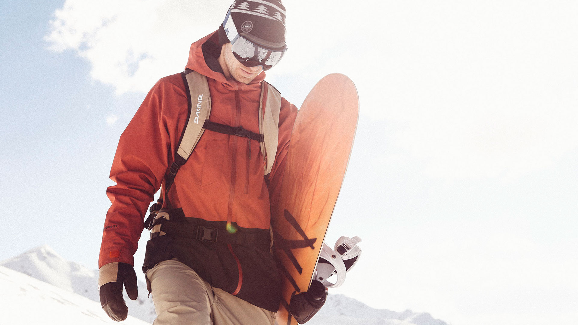 Dakine, Elias Elhardt