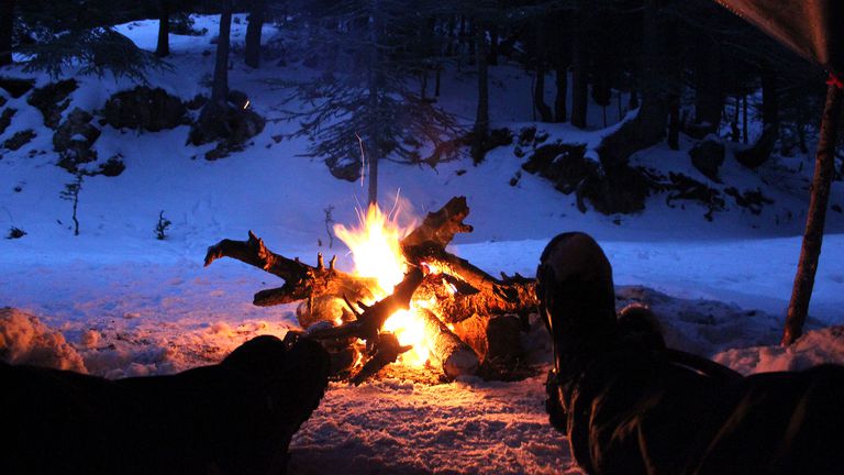 feuer, hausaufgaben, überleben, rescue, safety, snowboarder, british columbia