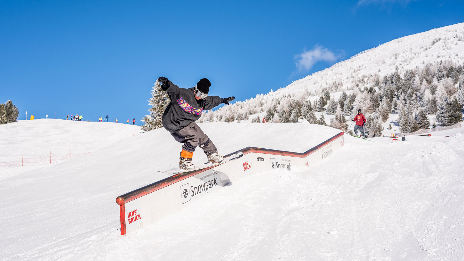 GAA-Slay-Days_Alieke-Doing-What-Alieke-Does-Best_by-Miriam-Lottes