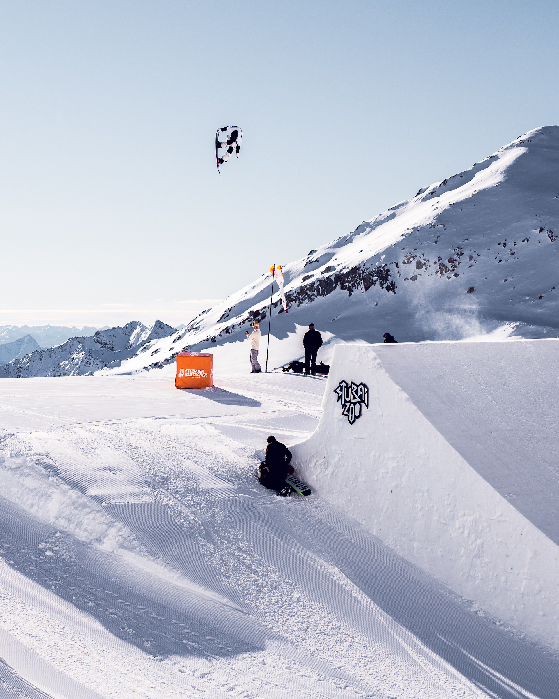 Snowboarder MBM - Unknown - Back 1 Nose