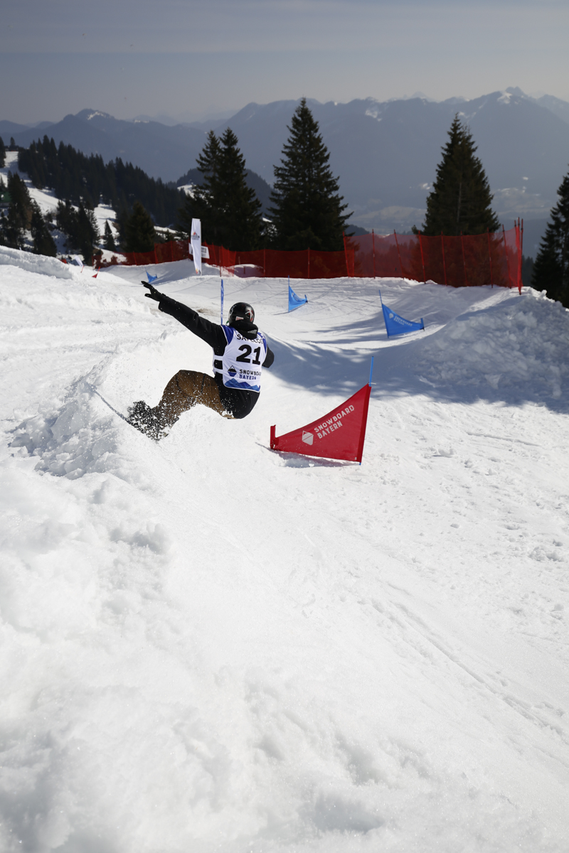 2022_BurningBoots_Simon Coo Productions