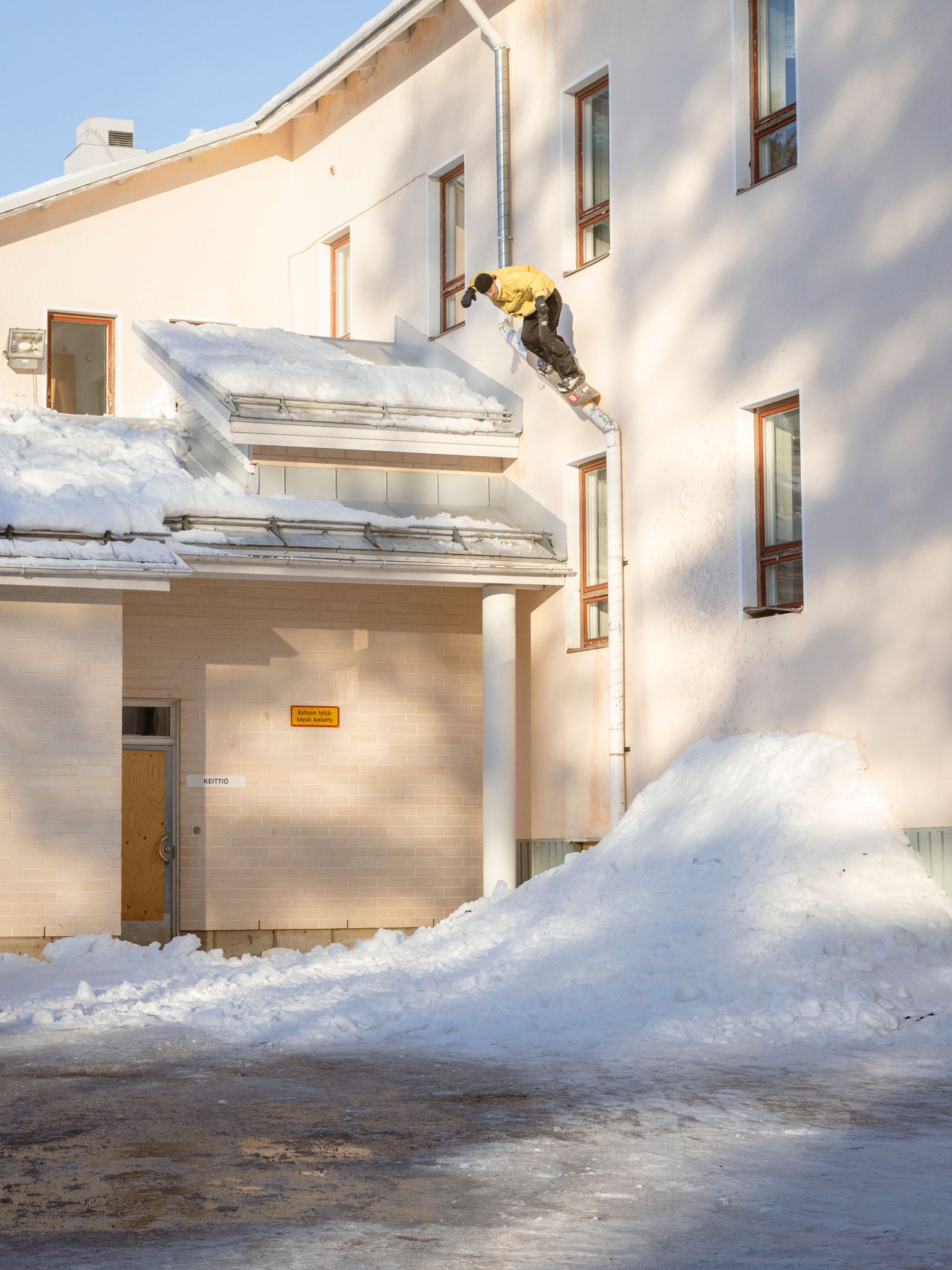 Antti Jussila - World Peace