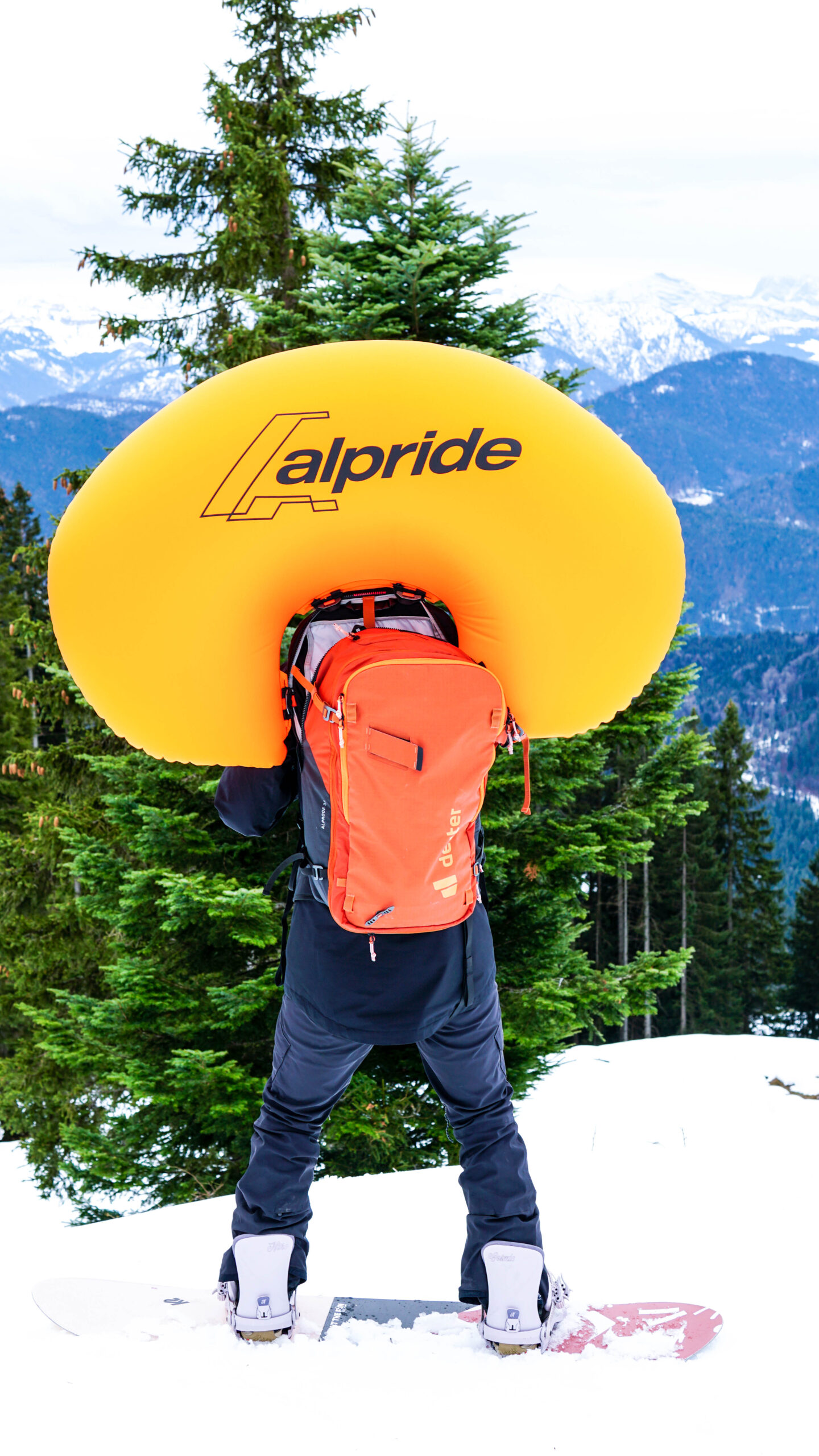 Lawinenrucksack offen