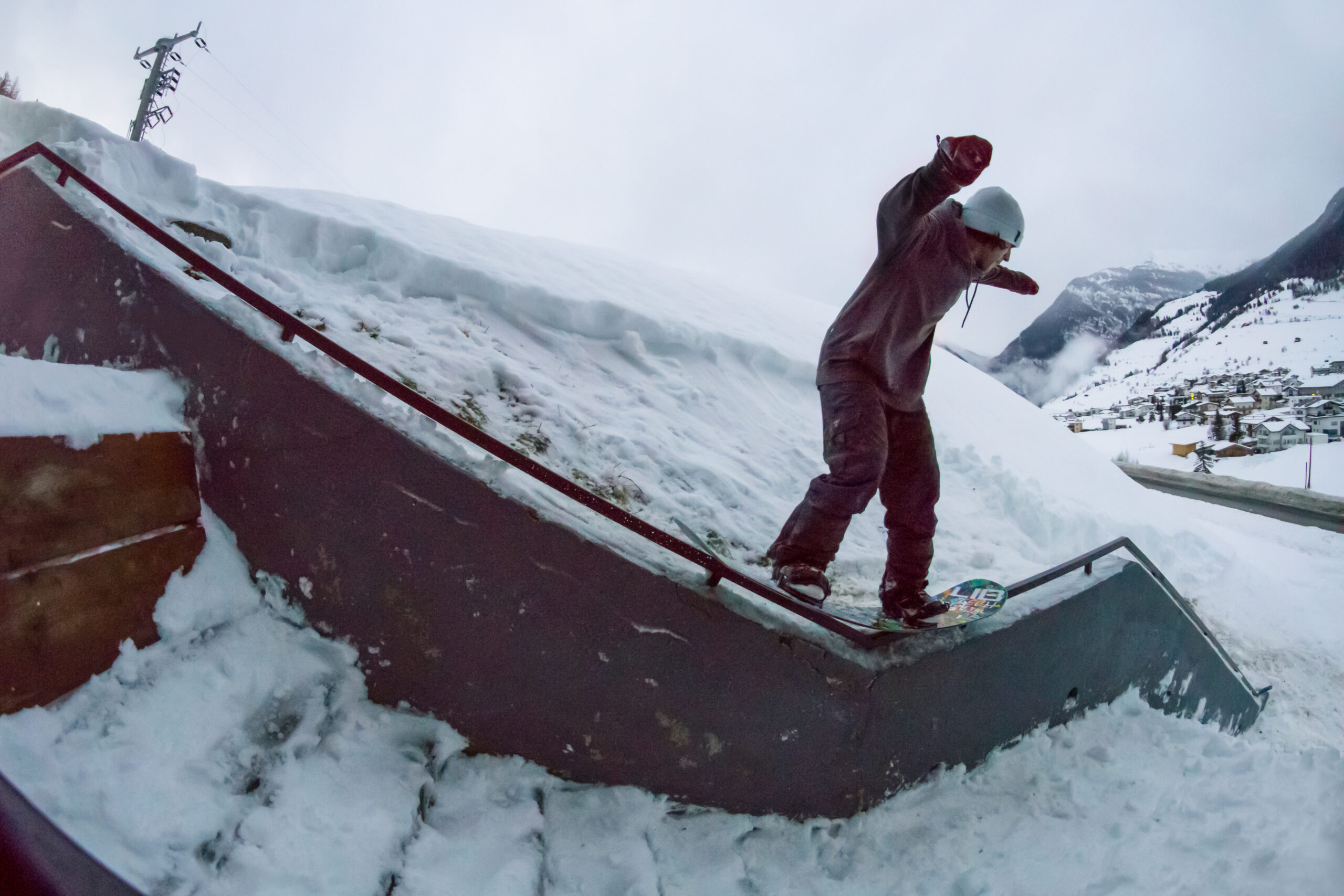 Patrick Rauter - Bs 50-50 double kink donkey streetrail - Nauders (AUT)