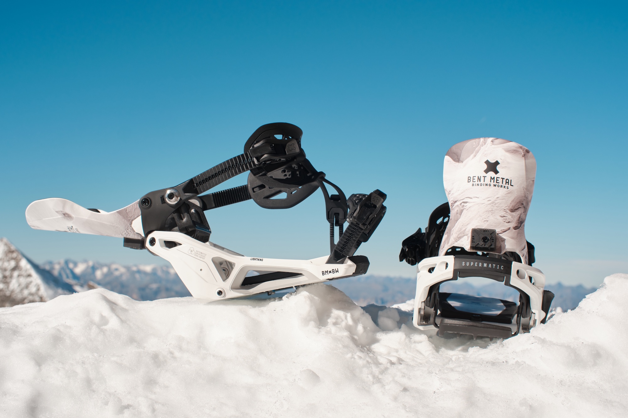 Bent Metal Lightning Supermatic Test Step in Bindung