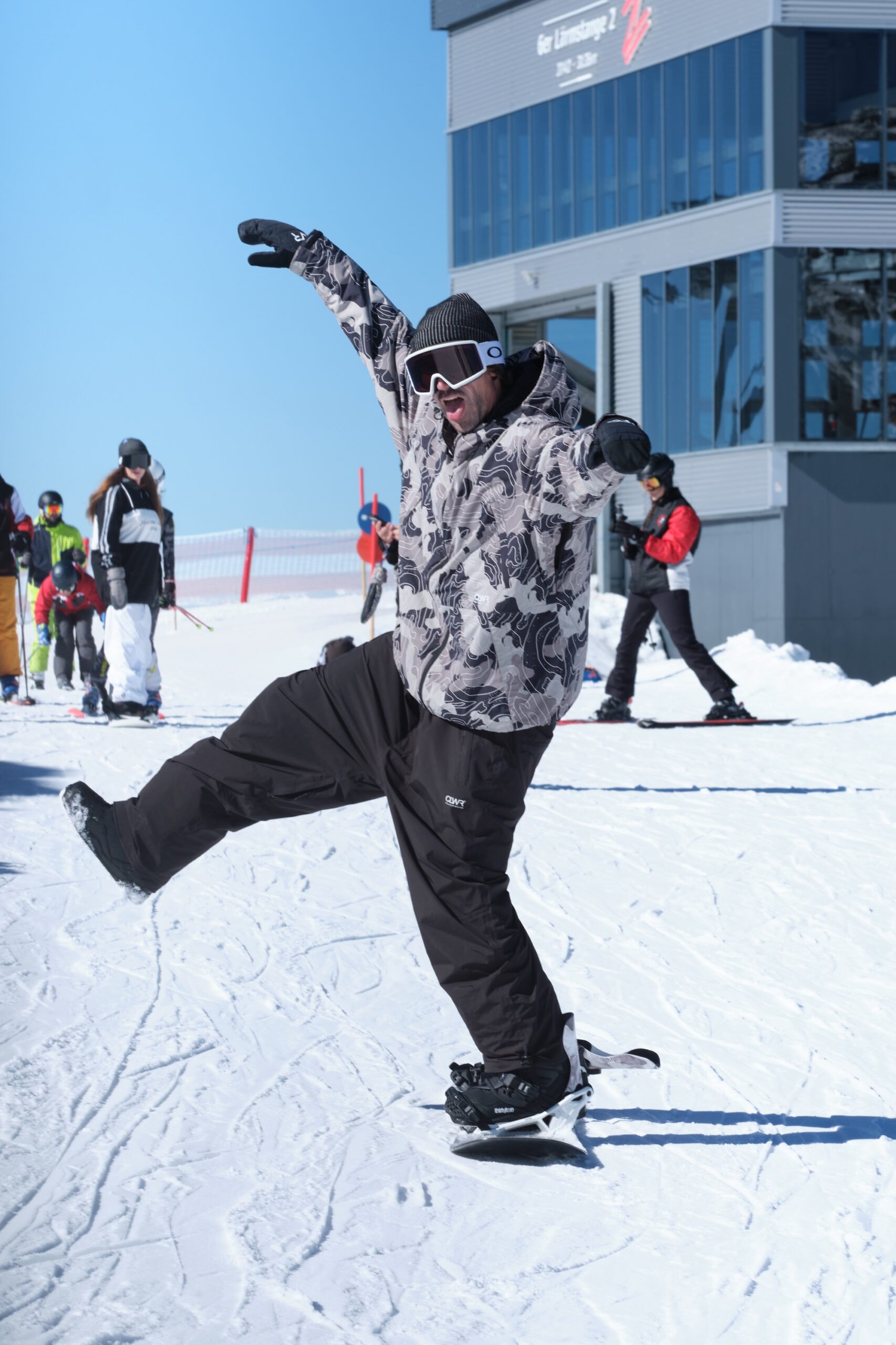 Bent Metal Lightning Supermatic Test Step in Bindung